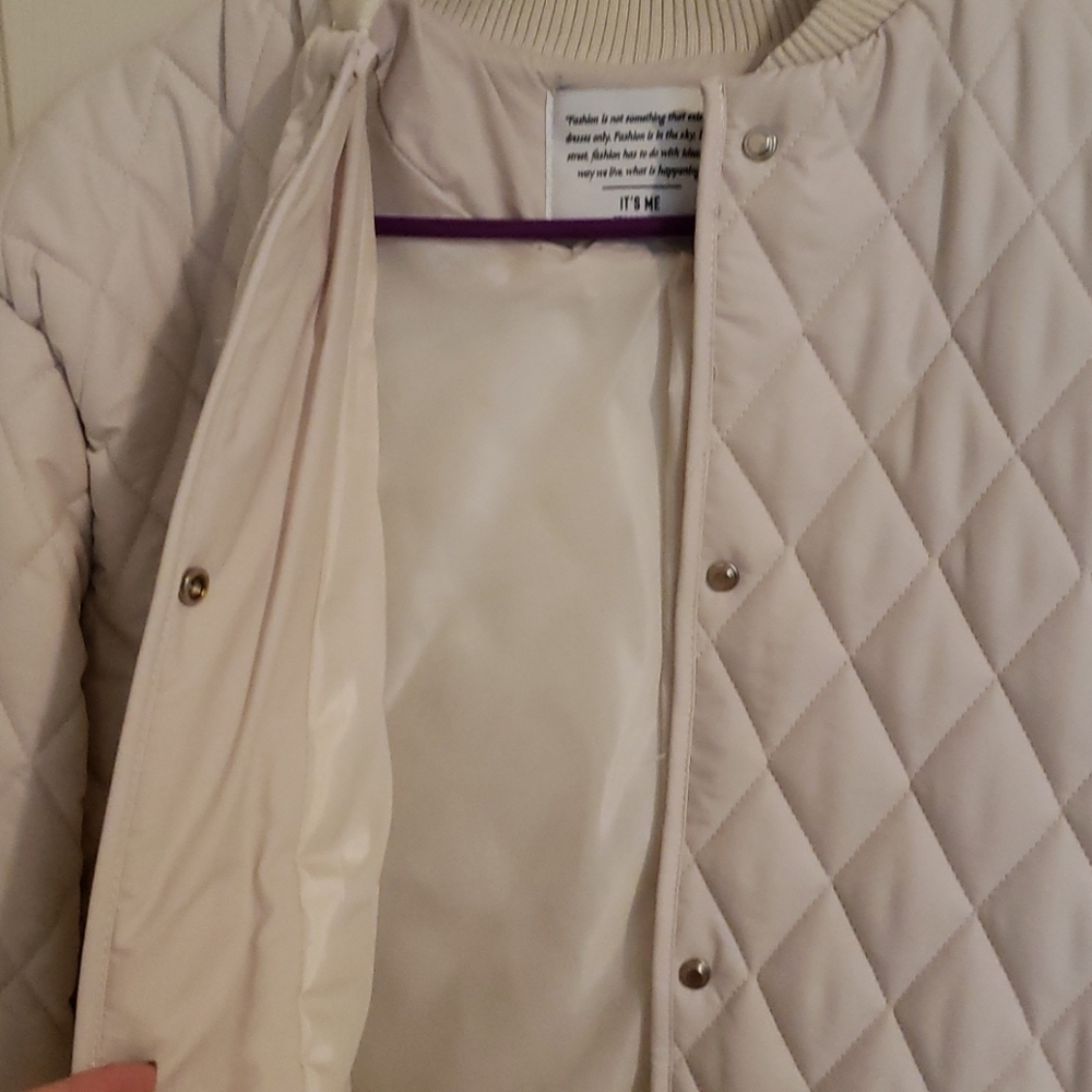 Quilted Bomber Jacket - Picture 9 of 9